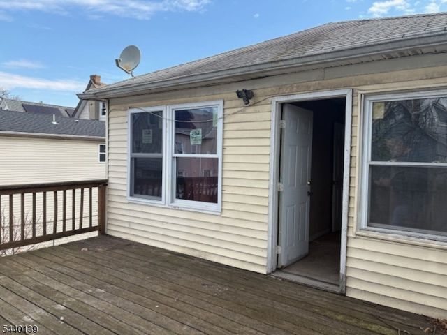 148 Magnolia Ave, Elizabeth City, NJ 07206
