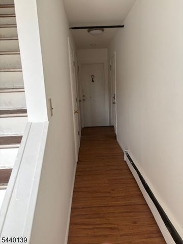 148 Magnolia Ave, Elizabeth City, NJ 07206