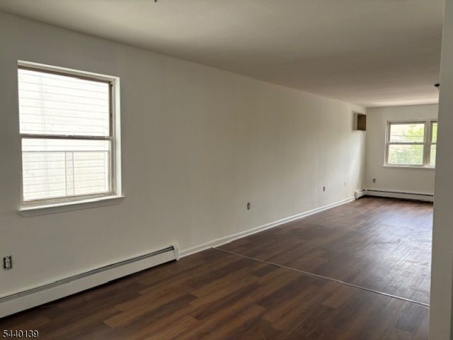 148 Magnolia Ave, Elizabeth City, NJ 07206