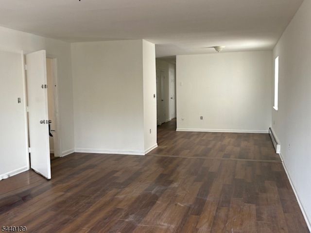 148 Magnolia Ave, Elizabeth City, NJ 07206