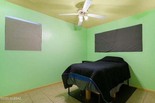 27 NW Freihage Drive, Sierra Vista, AZ 85635