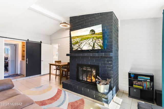 27 NW Freihage Drive, Sierra Vista, AZ 85635