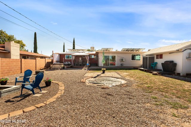 27 NW Freihage Drive, Sierra Vista, AZ 85635