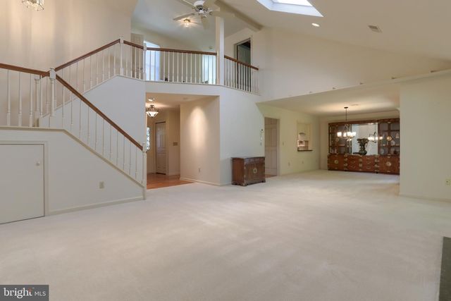 29 CAMBRIDGE DR, Hershey, PA 17033