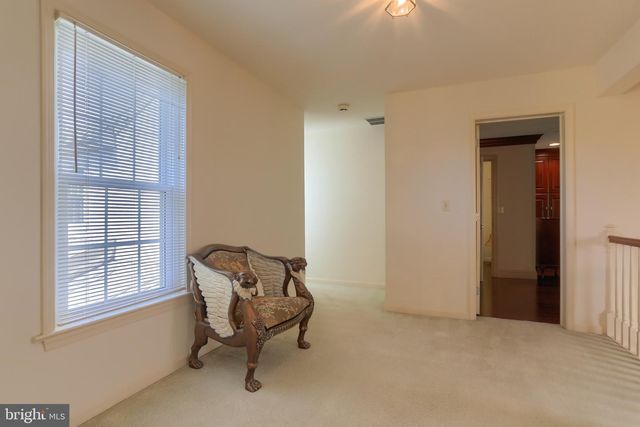 29 CAMBRIDGE DR, Hershey, PA 17033