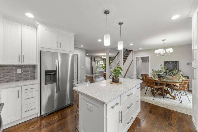 383 Elm Street, Glen Ellyn, IL 60137