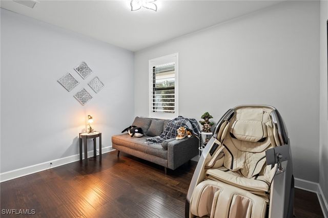 9811 Everglades DR, Naples, FL 34120