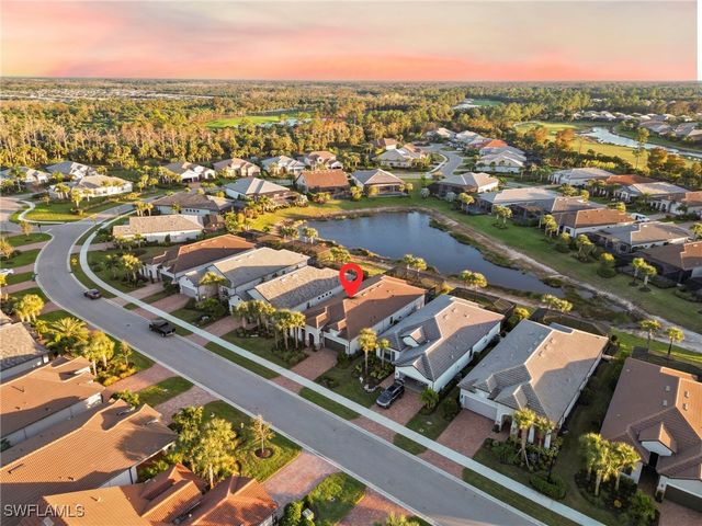 9811 Everglades DR, Naples, FL 34120