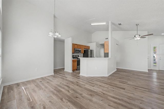 421 HOLBORN LOOP, Davenport, FL 33897