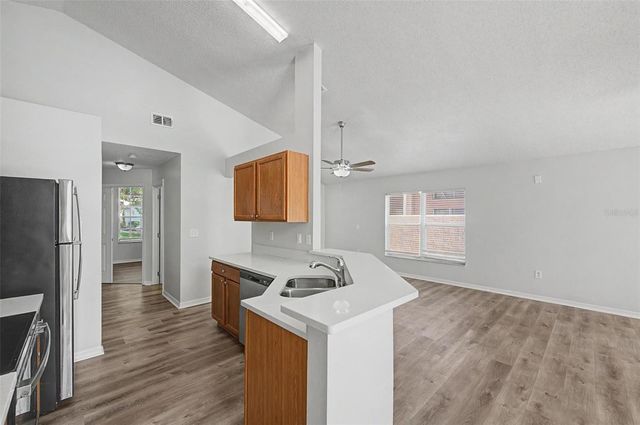 421 HOLBORN LOOP, Davenport, FL 33897