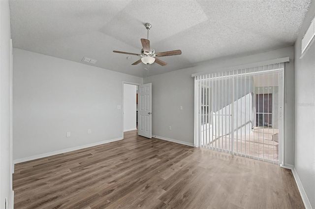 421 HOLBORN LOOP, Davenport, FL 33897