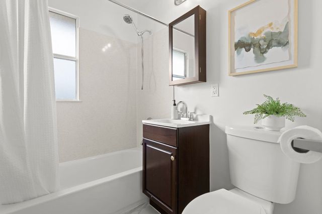 1815 Second Street, Alameda, CA 94501