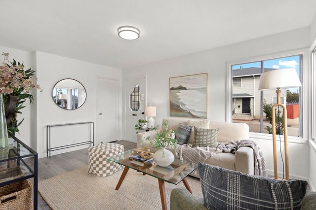 1815 Second Street, Alameda, CA 94501