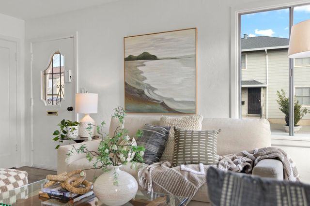 1815 Second Street, Alameda, CA 94501