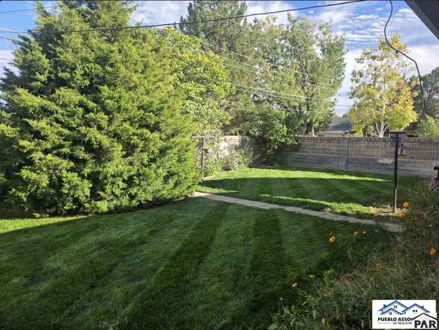 2036 Lynwood Lane, Pueblo, CO 81005