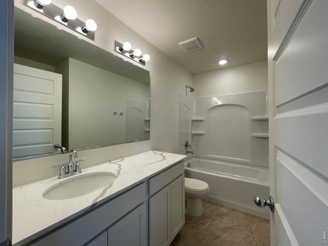 728 Ayrshire Rd, Johnstown, CO 80534
