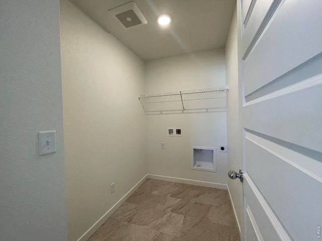 728 Ayrshire Rd, Johnstown, CO 80534