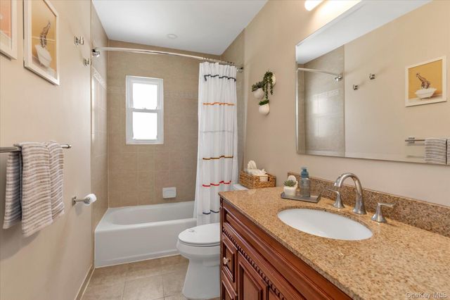 3727 Regent Lane, Wantagh, NY 11793