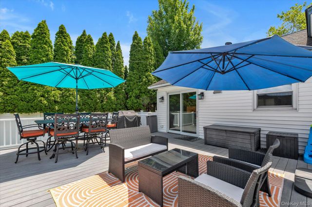 3727 Regent Lane, Wantagh, NY 11793
