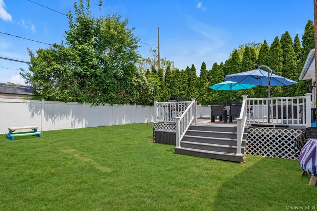 3727 Regent Lane, Wantagh, NY 11793