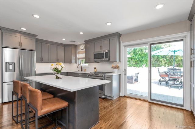 3727 Regent Lane, Wantagh, NY 11793
