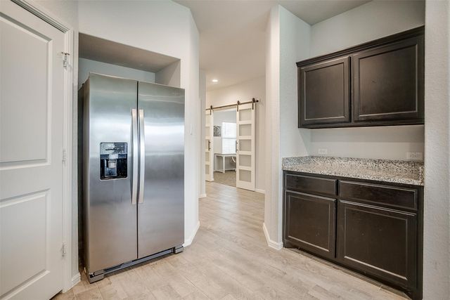 9721 Cherryville Road, Fort Worth, TX 76108
