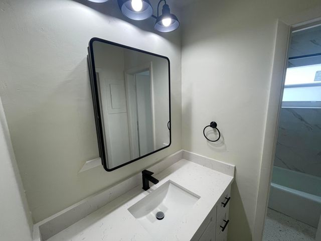 2220 N 19th Avenue 6, Hollywood, FL 33020