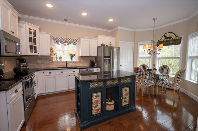15 MIGUEL Lane, Van Buren, NY 13164