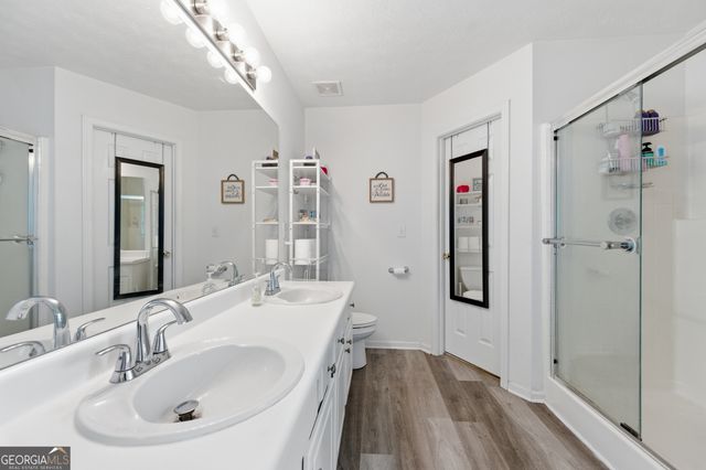 2800 General Lee Way, Buford, GA 30519