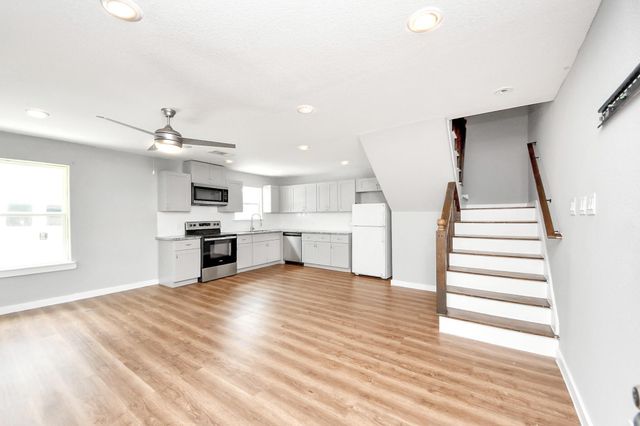 8125 Eastover Street B, Houston, TX 77028