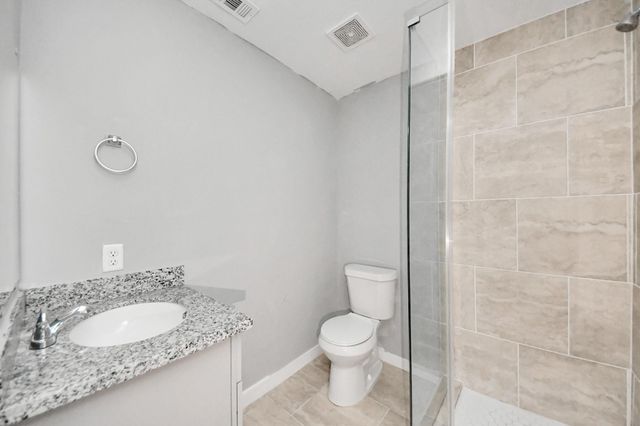 8125 Eastover Street B, Houston, TX 77028