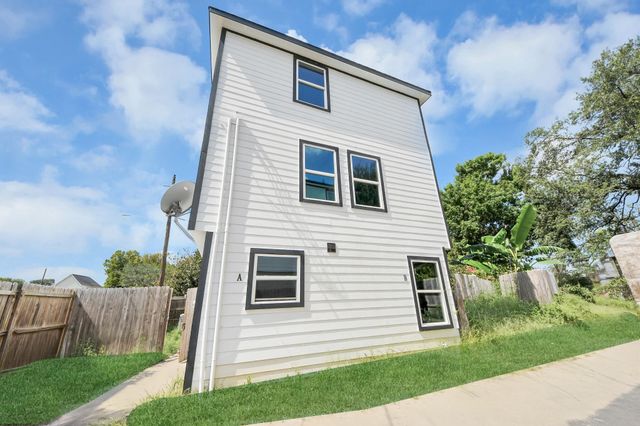 8125 Eastover Street B, Houston, TX 77028