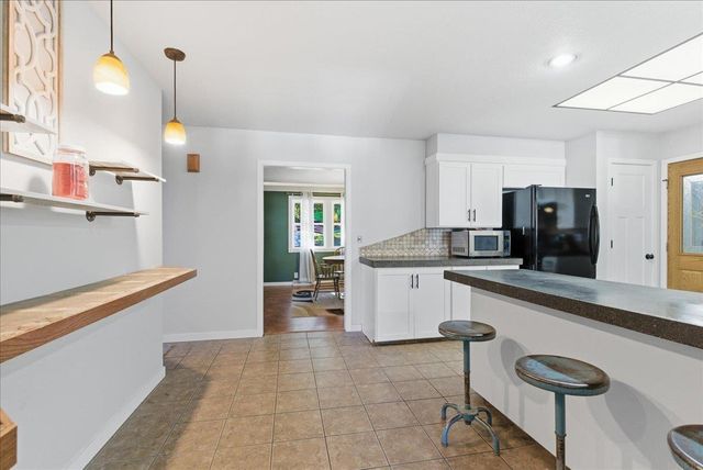 927 W 14th Street, Cedar Falls, IA 50613