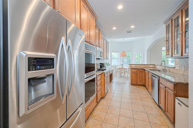 157 E Frontera Circle, The Woodlands, TX 77382