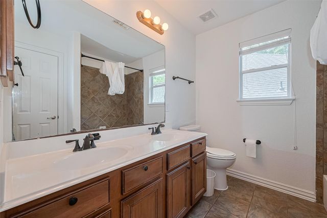 157 E Frontera Circle, The Woodlands, TX 77382