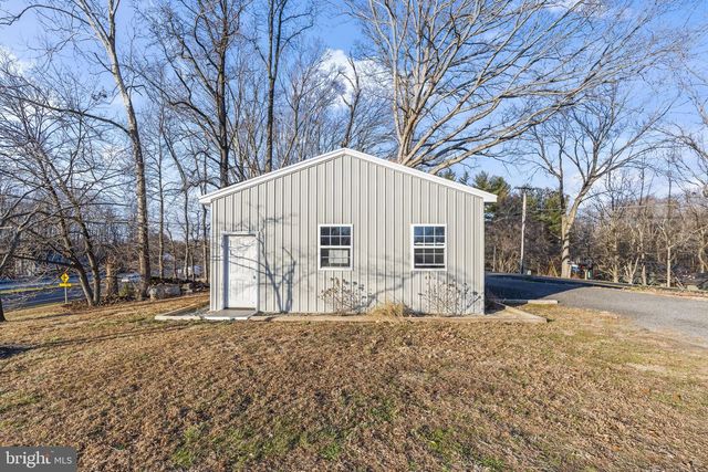 5920 CHERRY HILL RD, Huntingtown, MD 20639