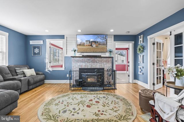 5920 CHERRY HILL RD, Huntingtown, MD 20639