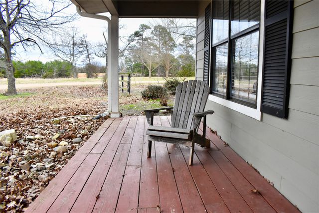509 County Road 35985, Powderly, TX 75473