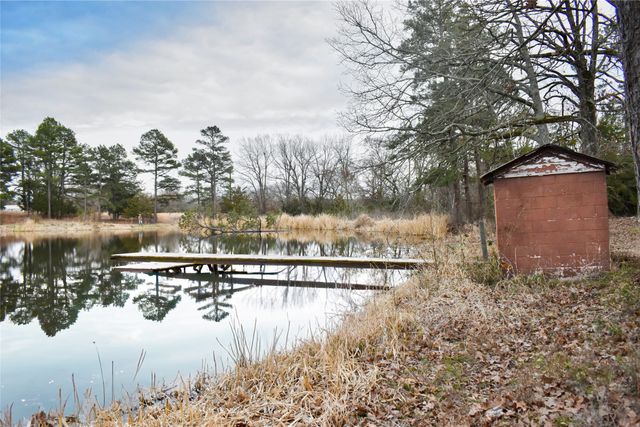 509 County Road 35985, Powderly, TX 75473