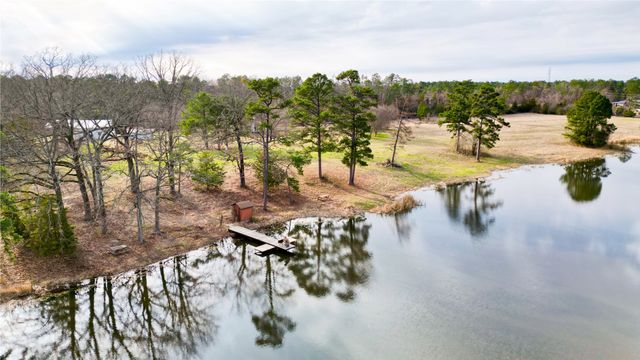 509 County Road 35985, Powderly, TX 75473