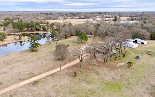 509 County Road 35985, Powderly, TX 75473