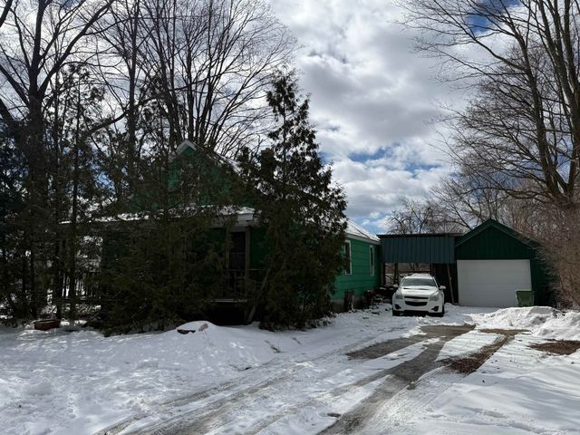 903 Cotey Street, Cadillac, MI 49601