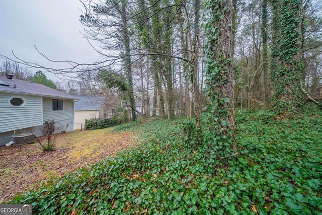 3500 Quail Hollow Trail, Snellville, GA 30039