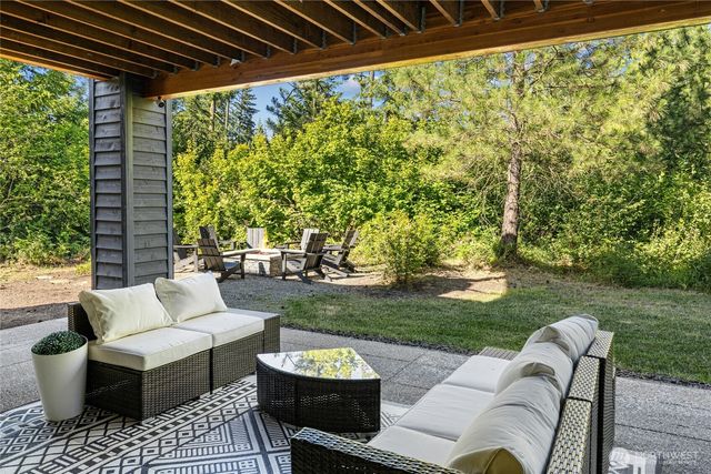 320 Kokanee Lp, Cle Elum, WA 98922
