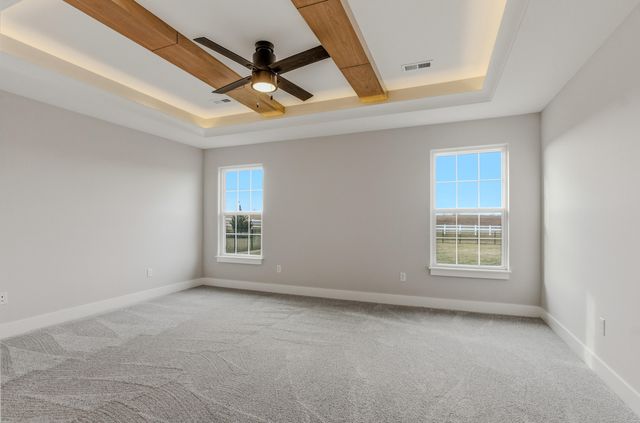 6402 COBBLE CREEK DR, Columbia, MO 65201