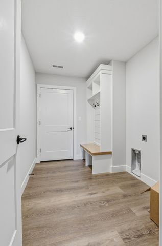 6402 COBBLE CREEK DR, Columbia, MO 65201