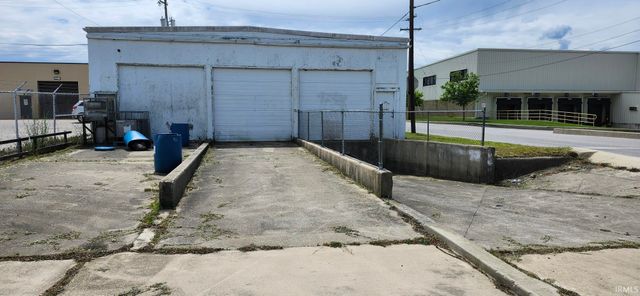 2026 Sterling Avenue, Elkhart, IN 46516