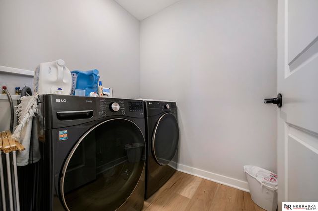 12207 S 111th Avenue, Papillion, NE 68046