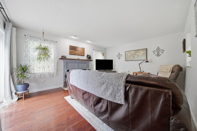 361 Winding Pond Road, Londonderry, NH 03053