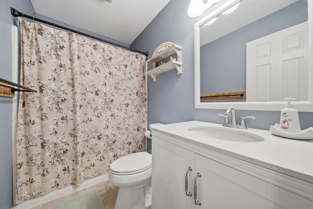 361 Winding Pond Road, Londonderry, NH 03053
